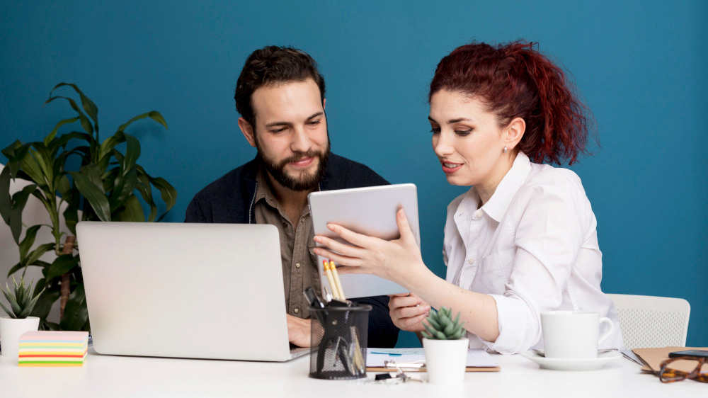 E-ticaret sitesi tasarlarken SEO & kullanıcı deneyimi nasıl optimize edilir?